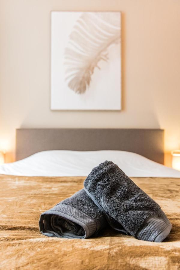 Excellent Listing 'Shiraz' Appartement Den Haag Buitenkant foto