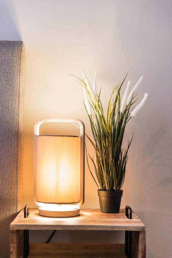Excellent Listing 'Shiraz' Appartement Den Haag Buitenkant foto