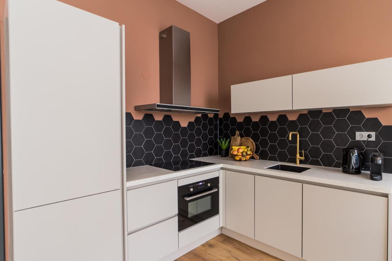 Excellent Listing 'Shiraz' Appartement Den Haag Buitenkant foto