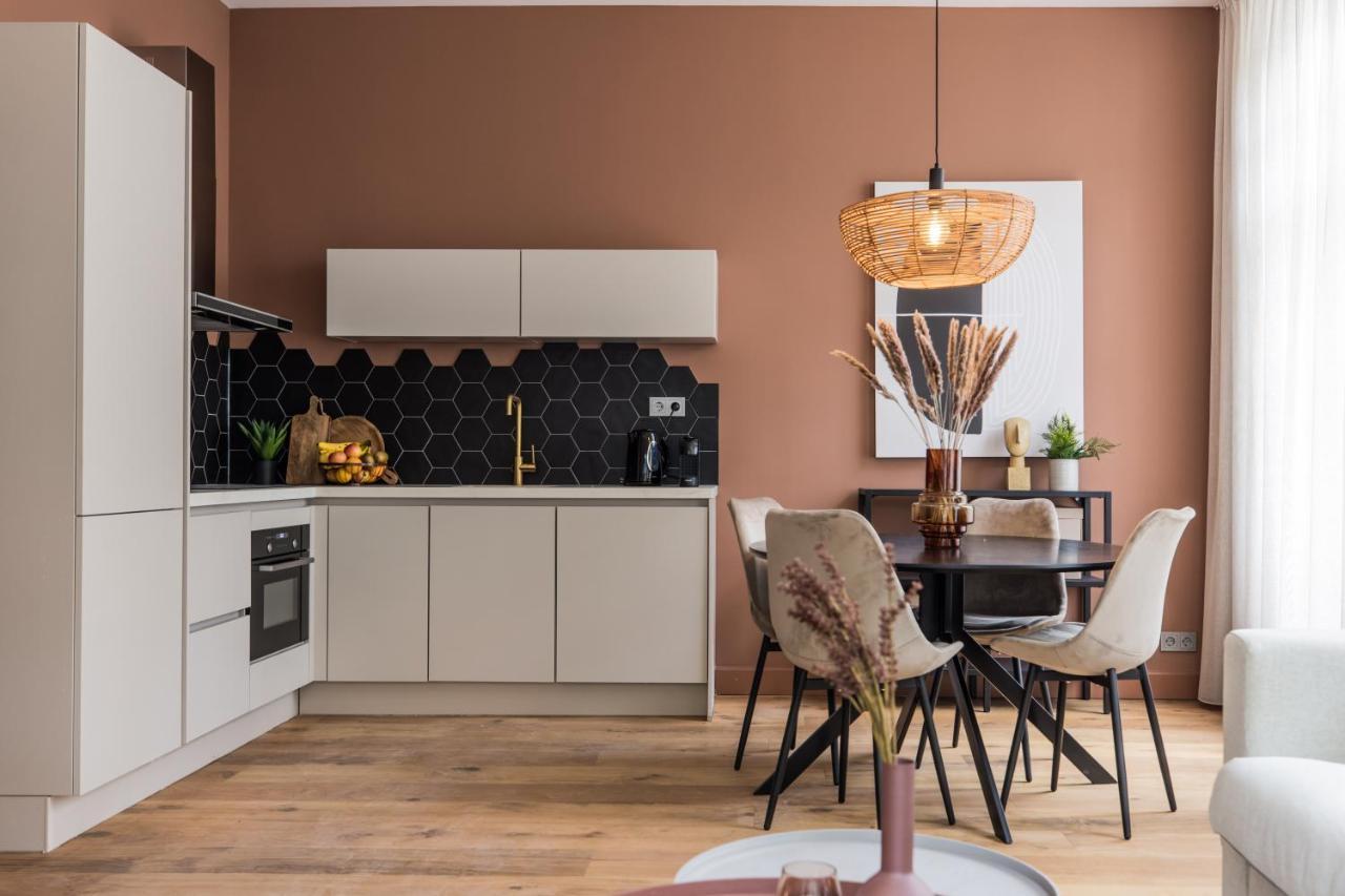 Excellent Listing 'Shiraz' Appartement Den Haag Buitenkant foto